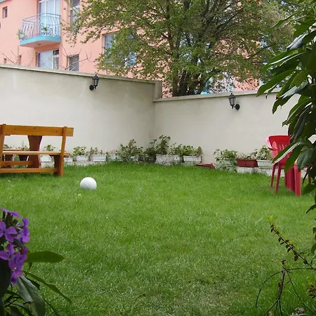 Nelly Affittacamere Ravda